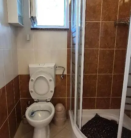 2olives Entire House *